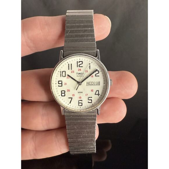 Timex Watch Men Silver Stainless St Stretch WR Batt Day Date 24hr White Quartz - Picture 1 of 10